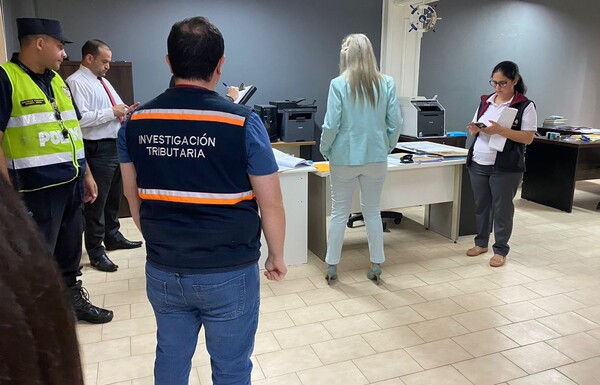 Allanamientos: Empresarios y funcionarios estarían involucrados en esquema de fraude al fisco - La Tribuna