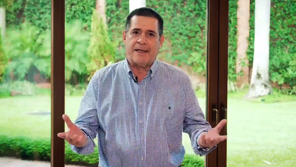 Horacio Cartes asegura estar indignado tras vinculación a crimen de Marcelo Pecci