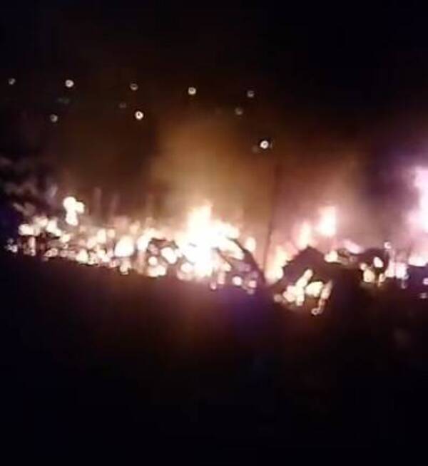 [VIDEO] ¡Socorro! Feroz incendio agarra toda la Chacarita