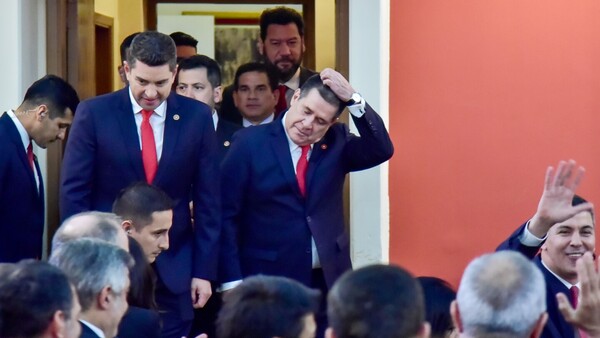Cartes se siente indignado y afirma que hay un montaje