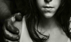 Adolescente es víctima de abuso sexual al salir del colegio en Misiones