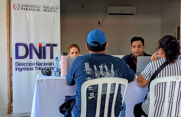 Compradores en Nanawa munidos de facturas pasan sin problemas temido control de Remansito mientras formalizan el comercio – La Mira Digital