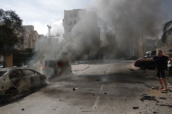 Estado de guerra: Al menos 198 palestinos muertos y más de 100 en Israel - El Independiente