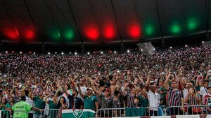 Versus / Hincha de Fluminense y su "sacrificio" por la Libertadores: "Doné mi alma"