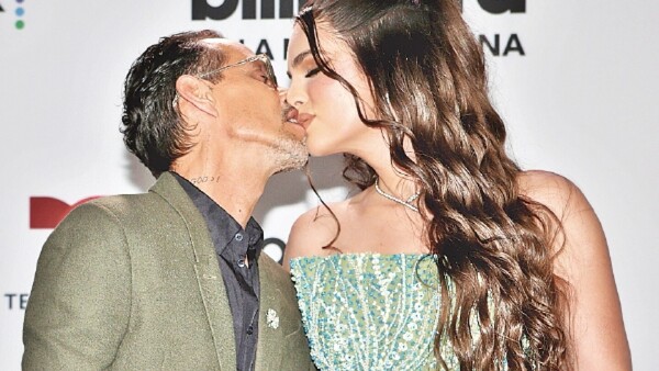 Nadia Ferreira, Peso Pluma y Bad Bunny, figuras de Billboard