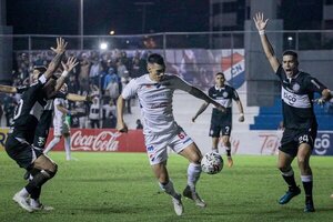 Con un golazo de Matías Martínez, Nacional vence a Olimpia - La Tribuna