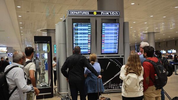 Aerolíneas de EEUU cancelan vuelos a Israel en medio de nueva guerra con Gaza