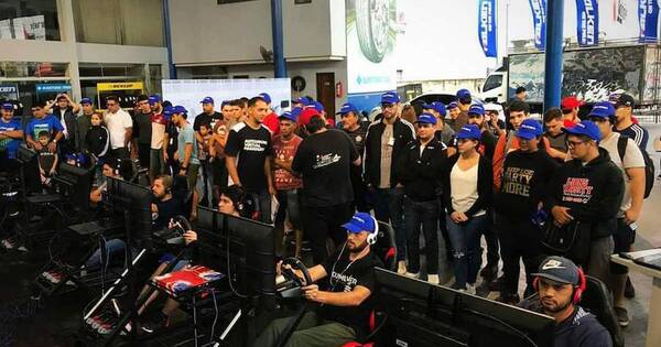 La Nación / El simracing se abre paso en un mundo motor menos purista
