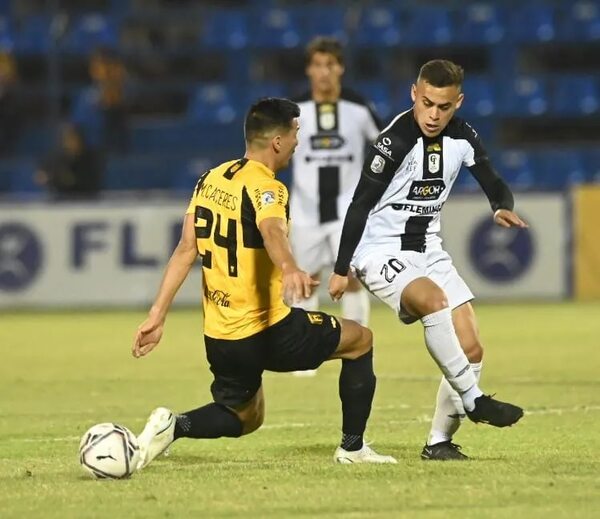 Guaraní quiere ser el único escolta - Fútbol - ABC Color