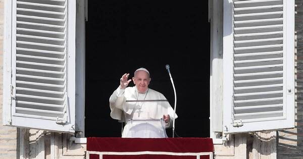 La Nación / El papa Francisco alza la voz y pide que cesen los ataques contra Israel
