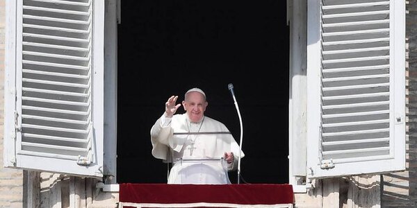 El papa Francisco alza la voz y pide que cesen los ataques contra Israel