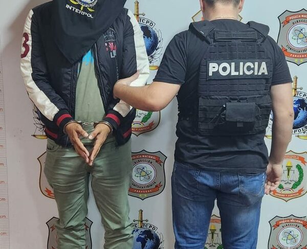 ¡Capturan a peruano garrotero!