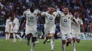 Roma se divierte ante el colista Cagliari y apaga las dudas