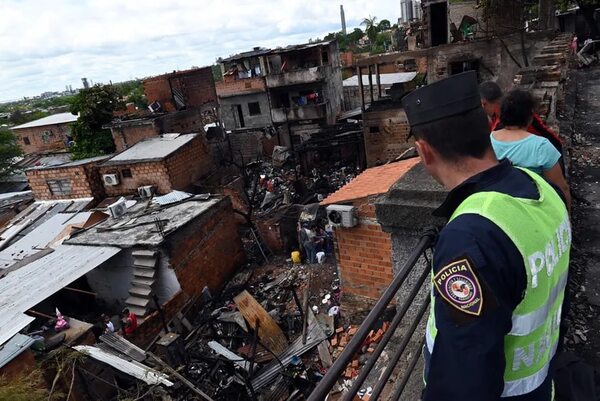 Incendio en Chacarita: refugio temporal y planes para mudanza definitiva de afectados - Nacionales - ABC Color