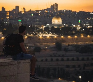 Fotógrafo paraguayo que estaba en Israel confirma que se encuentra en zona segura - trece