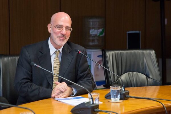 Embajador itinerante de Israel dijo que responderán al grupo Hamás «con toda la fuerza»