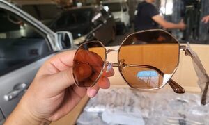 Incautan lentes de sol ingresados de contrabando
