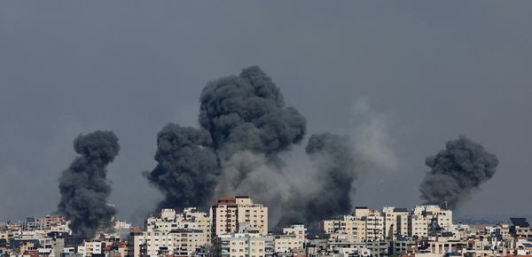 CONTINÚAN COMBATES EN ISRAEL Y SUMAN 1.100 MUERTOS - Itapúa Noticias