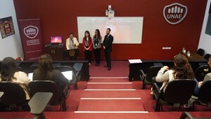LA UNAE Y AQUIMFARP LLEVARON A CABO EXITOSA JORNADA DE CAPACITACIÓN EN FARMACIA