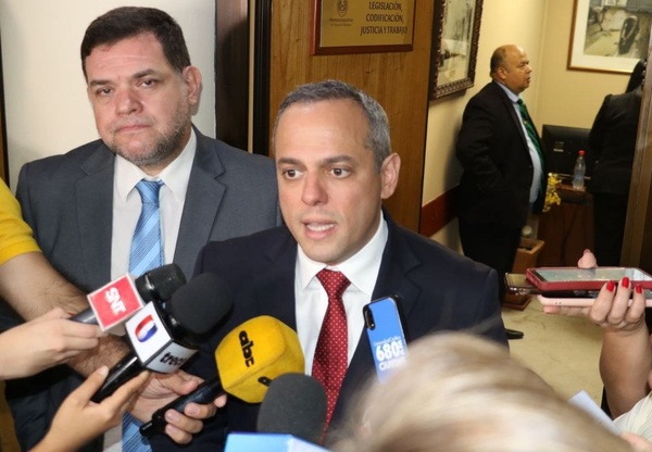 Diario HOY | Contraloría se opone a proyecto que busca modificar ley de conflicto de intereses
