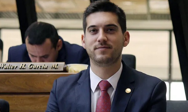 ¿Solidaridad o inconsciencia? Diputado propone enviar enfermeros a zona de guerra - Noticiero Paraguay