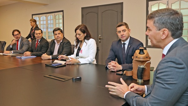 Acordaron instalar mesa de trabajo a fin de actualizar Plan Energético 2023-2050 | 1000 Noticias