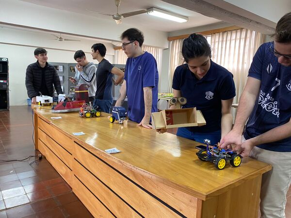 ¡No te pierdas la lll Expo Tecnológica 2023 de la Facultad de CyT de la UCI