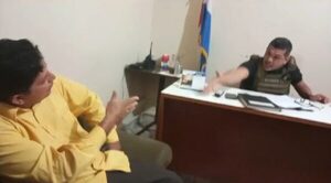 Apartan a comisario tras agredir a un pastor que acompañaba a un presunto violador