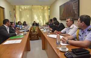 Ministerio de Defensa se opone a desafectar otro inmueble en Villa Hayes - Política - ABC Color