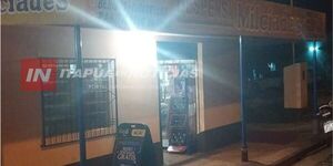 MOTOASALTANTES ARMADOS ROBARON EN DESPENSA DE CAMBYRETÁ - Itapúa Noticias