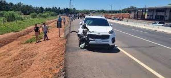 Mujer y su hija menor mueren tras choque de moto y camioneta - Radio Imperio 106.7 FM