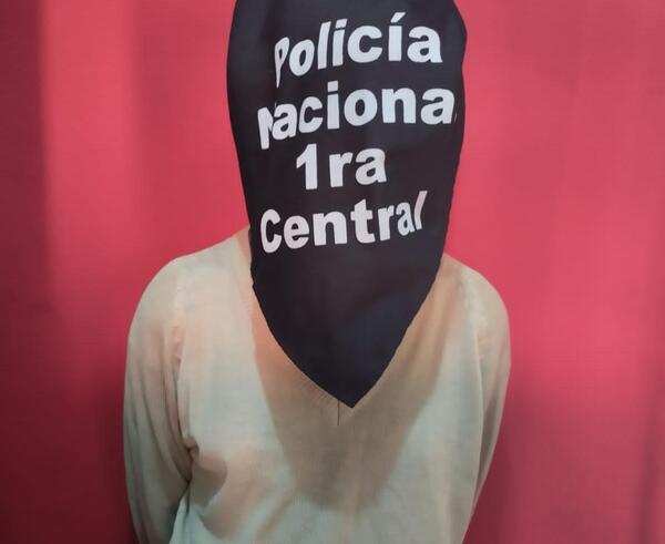 Detienen a dos personas con órdenes de captura - San Lorenzo Hoy