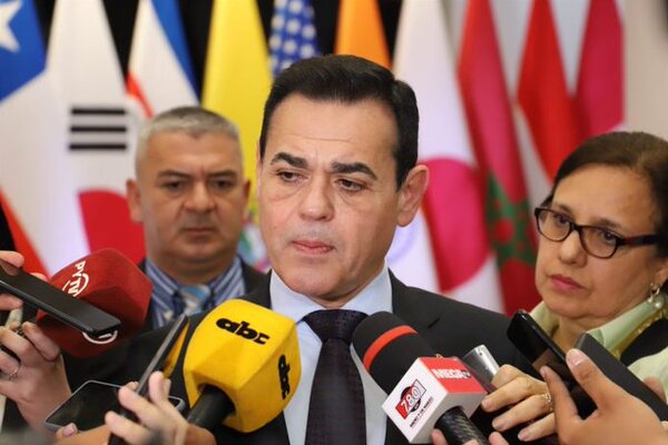 Cancillería articula mecanismos para la evacuación segura de paraguayos en Israel