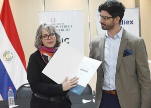 Mónica Ismael vuelve a Europa con nuevo proyecto y la “Marca país” - Cine y TV - ABC Color
