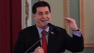 Cartes no puede ser convocado por Colombia y el proceso debe seguir en Paraguay, afirma su abogado