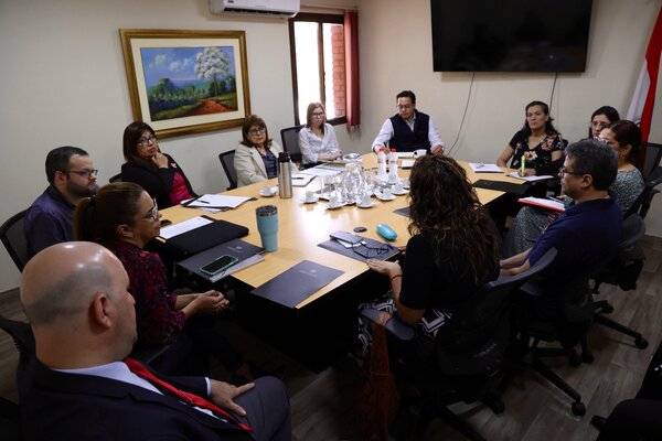 Viceministro rechaza acusación de supuestos malos tratos | 1000 Noticias