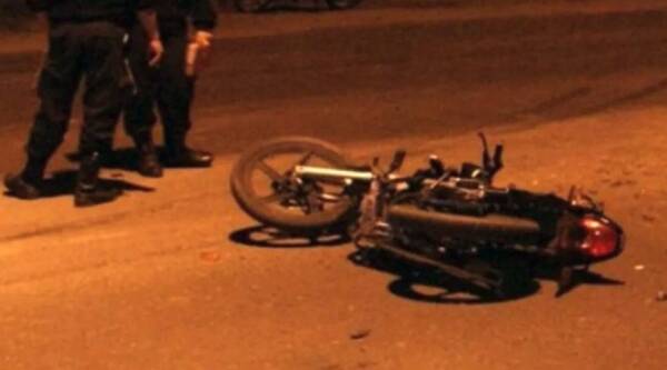 Un mismo caballo hizo chocar a dos policías: uno de ellos debió ser trasladado al hospi