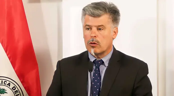 Giuzzio se sentará en ‘banquillo de acusados’ por coima - Noticiero Paraguay