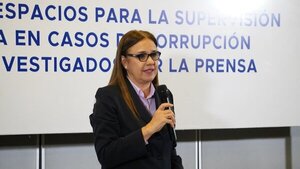Periodista de Última Hora presenta material sobre periodismo de investigación