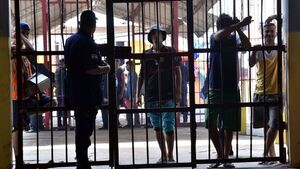 Ministerio de Justicia admite que policía sospechoso de asesinato se fugó de Tacumbú