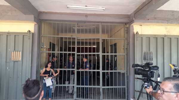 Internos provocan incendio en Tacumbú: exigen hablar con la prensa - trece