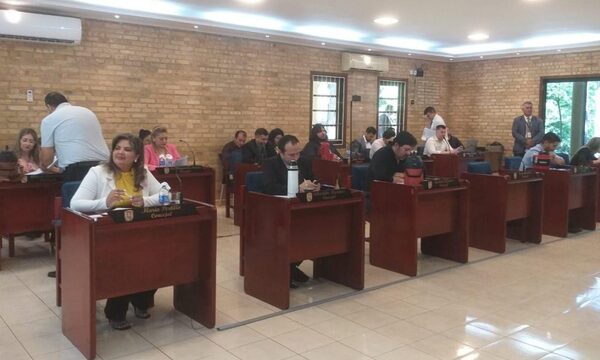 Aprueban pliego de licitación para “premio” de Prieto a Richard Alfonso: G. 1.000 millones
