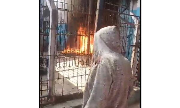 Internos de Tacumbú crean incendio y tumulto exigiendo ingreso de la prensa
