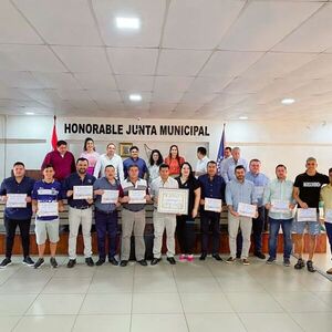 Club 2 de Mayo fue homenajeado por la Junta Municipal de PJC por su retorno a primera división