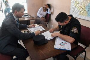 Diario HOY | Cae brasileña que intentaba obtener registro de Salud con documentos falsos