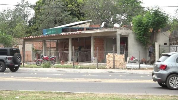 Diario HOY | Anuncian intervención a inmueble ocupado frente al Botánico