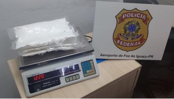 Diario HOY | Paraguayo cae con carga de cocaína en el aeropuerto de Foz de Iguazú