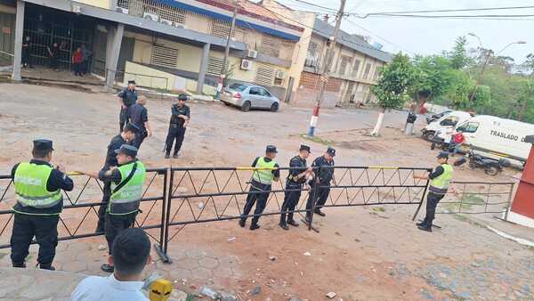 Policías heridos durante operativo en Tacumbú no revisten gravedad