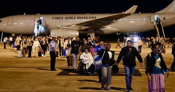 La Nación / Uruguay, Argentina y Chile envían aviones para repatriar ciudadanos en Israel