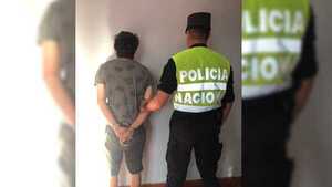Sorprenden a presunto ladrón intentando hurtar cervezas y otros objetos de un parador de la playa San José